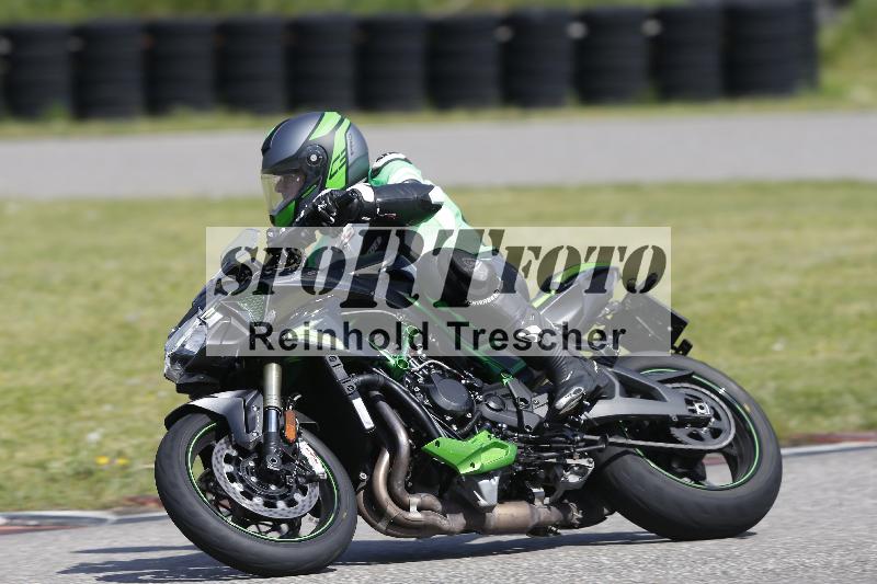 /Archiv-2025/09 22.04.2025 Cornu Master School ADR/rot-rouge/15